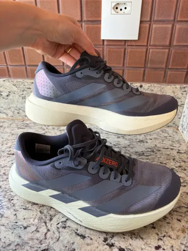 Tênis adidas evo sl 39