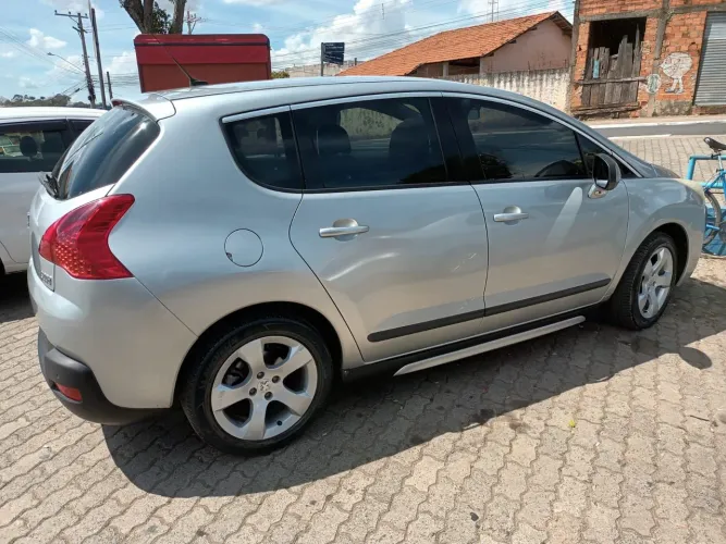 Peugeot 3008 Allure 1.6 Turbo 16V 5P Aut. 2011