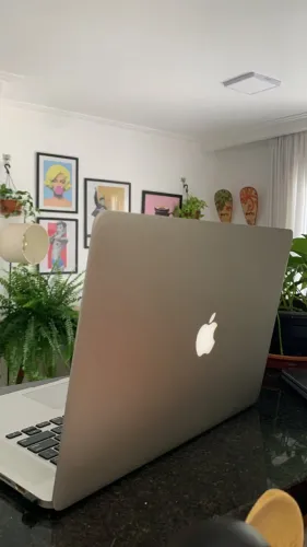 MacBook Pro 15" 2015 i7 16GB - Photoshop/Design