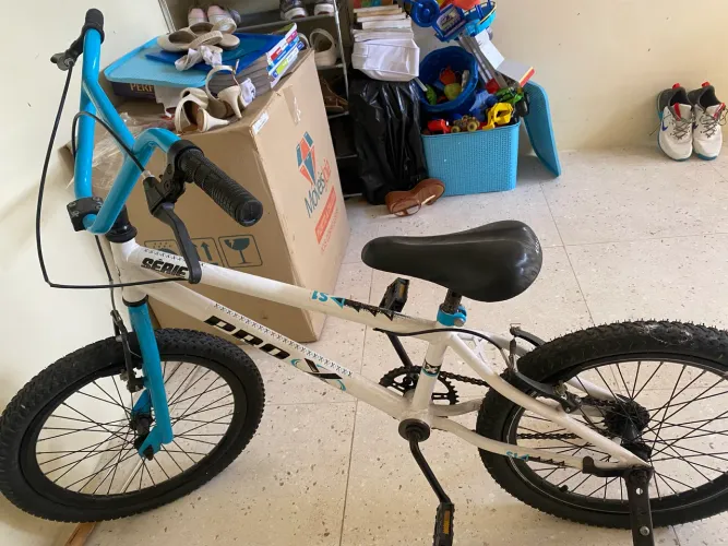 Vendo essa bicicleta semi