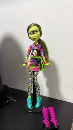 Monster High Íris Clops - I love fashion