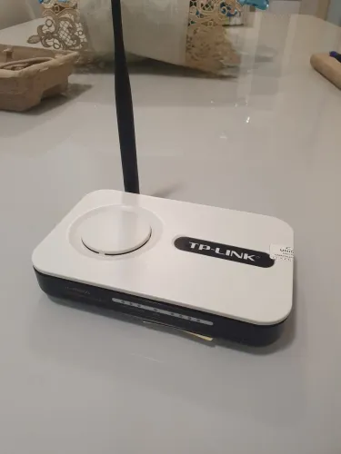 Roteador de wifi tp-link TL-WR340G