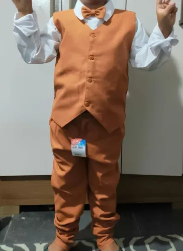 Roupa de pajem caramelo