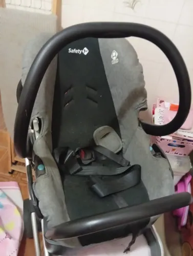 Bebê conforto 