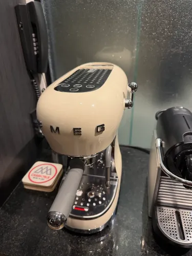 Cafeteira expresso smeg