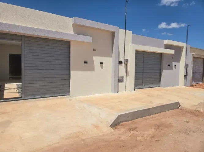 VENDEM-SE CASAS NOVAS FINACIADAS PELA CAIXA ECONOMICA COM ENTRADA FACILITADE E DOCUMENTAÇÃ