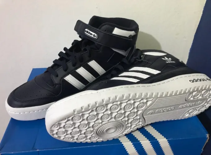 Adidas Fórum Mid Azul marinho e branco - TAM 43 original
