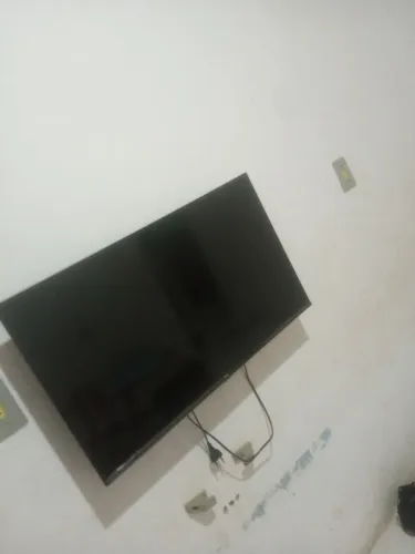 Tv TCL Android 32 polegadas semi nova