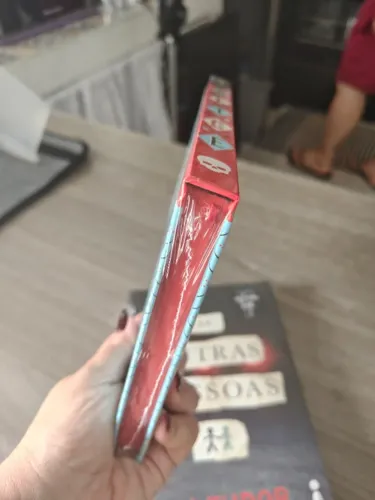 Novo - livro Alice no País das Maravilhas Darkside