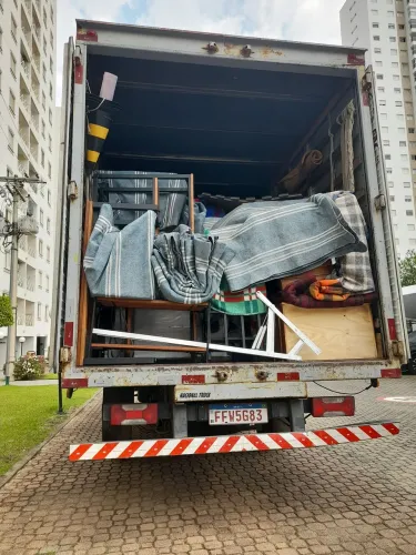 AJUDANTE CAMINHAO DE MUDANCA