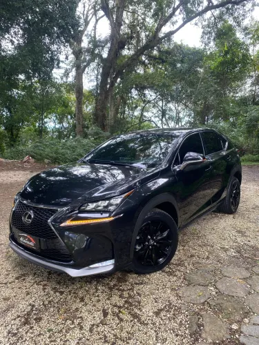 Lexus NX-200T F-sport 2.0 16V 238cv Aut. 2016