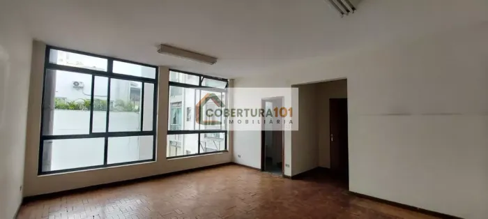Sala comercial para Alugar 33,00 m², por R$ 1.700,00 - Liberdade - São Paulo