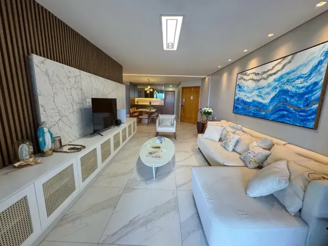 Vendo Apto de Alto Padrão com 4 suítes sendo 211 m² com Vista Mar na Jatiúca