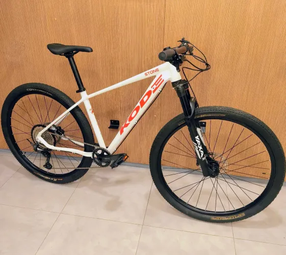 Kode aro 29 impecável