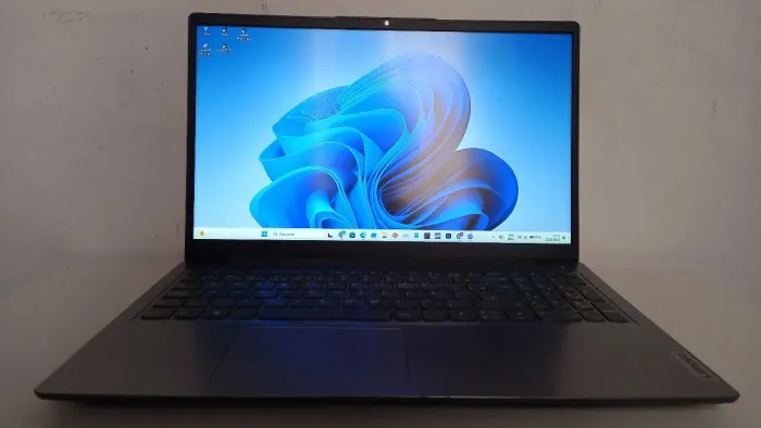 Lenovo IdeaPad 3 i5 11ª Geração | 8 GB RAM | SSD 256 GB