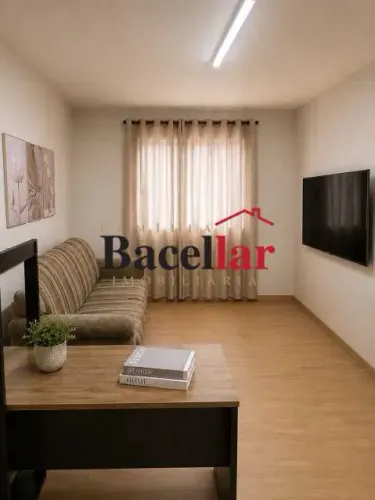 Apartamento : / Residencial / Inhaúma