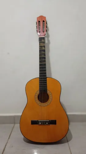 Violão usado