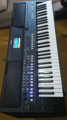 Teclado Yamaha SX600 ZERADO. Sem detalhes, estado de novo com 2 meses de garantia