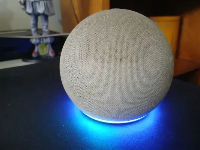 Alexa Echo Dot da Amazon.