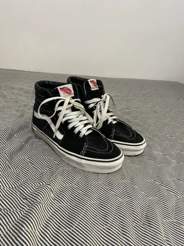 Tênis vans cano alto
