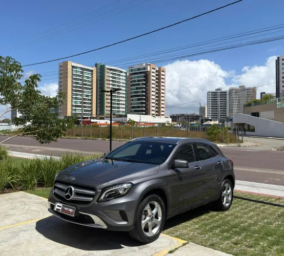 Mercedes-Benz GLA 200 Adv. 1.6/1.6 TB 16V Flex Aut. 2018