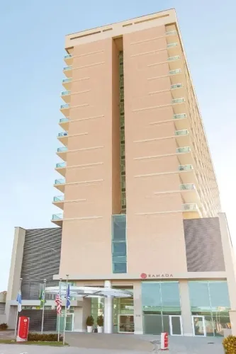 Flat no Hotel Ramada com 01 QTS (01 suíte), 29m2 e 01 vaga de garagem