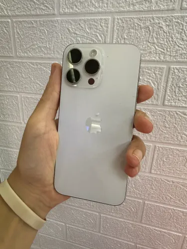 IPHONE 15 PRO MAX (Semi-novo)