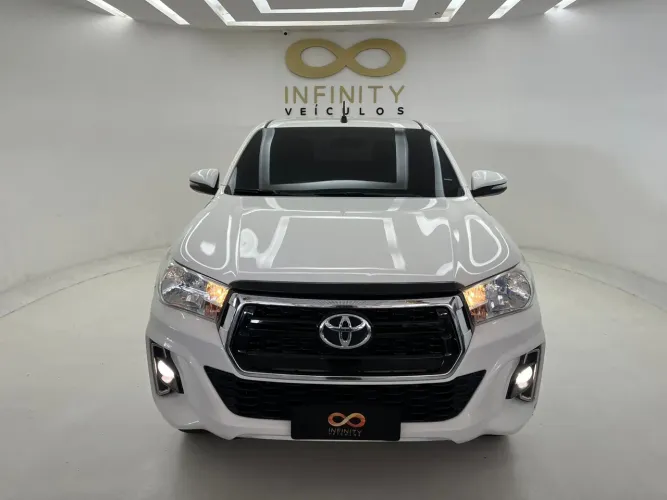 Toyota Hilux CD 4X4 2.8 Diesel Mec. 2020