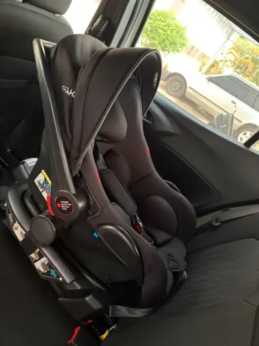 Bebê Conforto com Base Isofix Kiddo