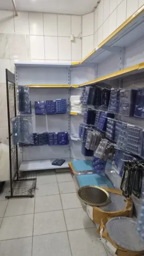 4 GÔNDOLAS DE PARDEDE COM 2X1 + 01 GÔNDOLA DE CANTO ORGANIZAR ESTOQUE E LOJA FISICA 