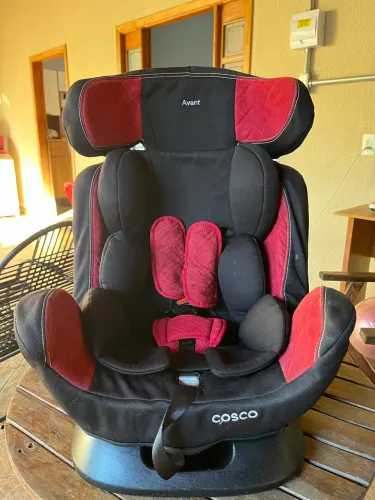 cadeirinha de carro Cosco Avant 