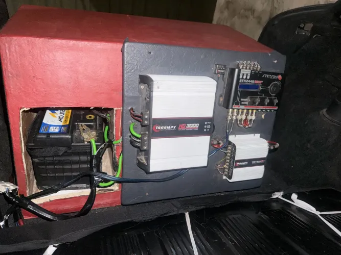 Vendo ou troco por algo do meu interesse
