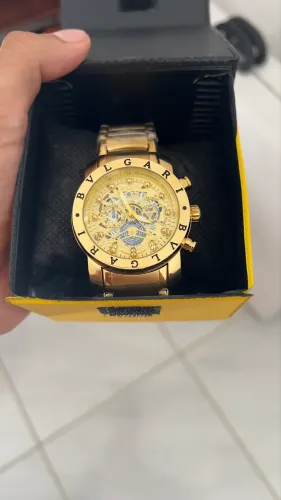Régio Bvlgari Skeleton dourado