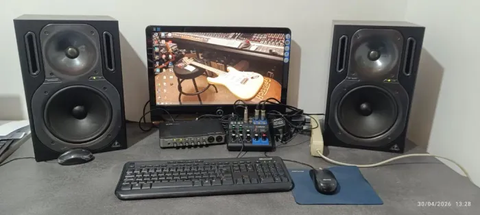 Estúdio de Gravação Completo Behringer Truth Yamaha 3TB C1