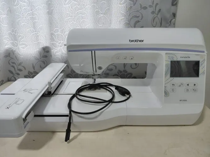 Bordadeira brother 1530L
