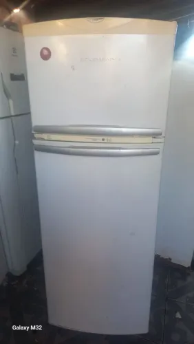 Vendo geladeira Brastemp Frost Free