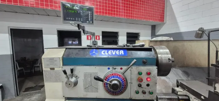 Torno mecânico Clever L44160 (Ø máx 1.170mm x 1500mm)