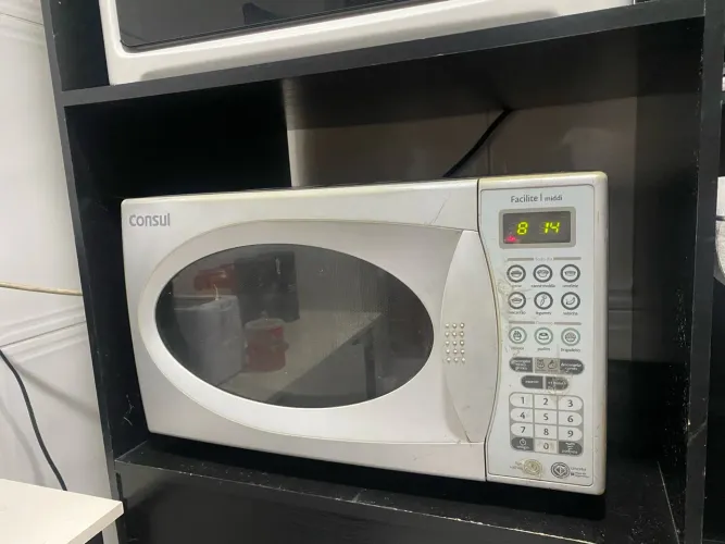 Microondas cinza 26L
