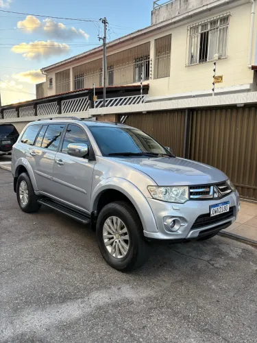Mitsubishi Pajero Dakar HPE 3.2 4X4 T.I Dies 5P AUT 2014