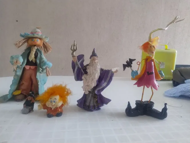 Mago, Bruxas e espantalho vintage para decoração e coleção 