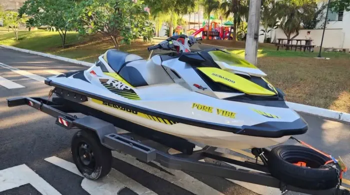 Jet-ski seadoo 2014