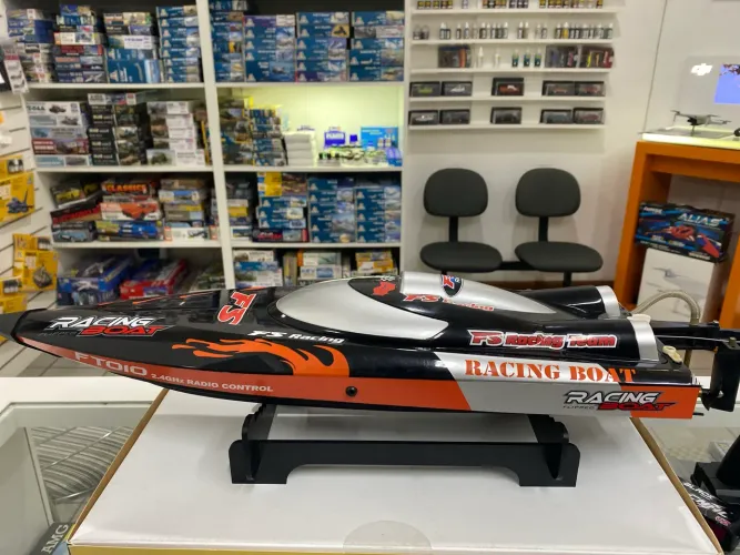 Lancha Racing Lipped Boat