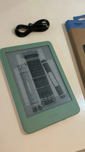 Kindle 16 GB modelo 2024 (11 geração) cor matcha, nunca usado.