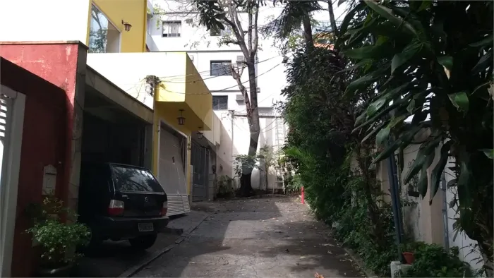 Casa de vila com 4 quartos para locação em Vila romana - SP