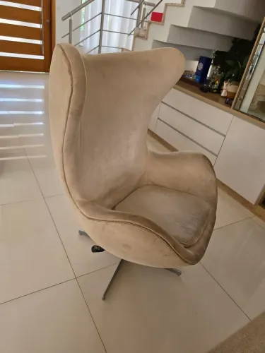 Poltrona giratória