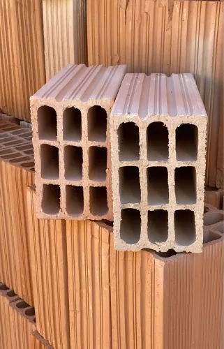 TIJOLOS FURADOS