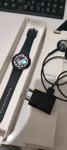 Smartwatch Samsung Galaxy Watch Classic 4 (versão grande) 46 mm- Todo Novo