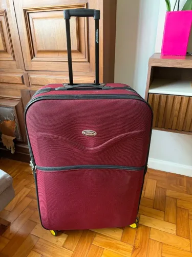 Mala de viagem 23kg 28?