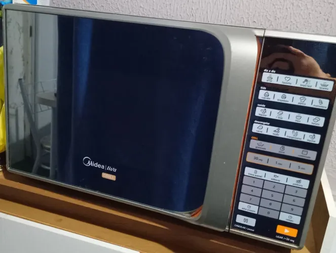Micro-ondas Midea