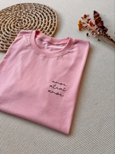 T-shirt Femeninas, LEIA ANÚNCIO.